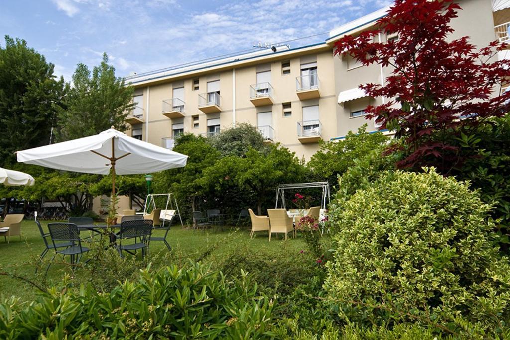 Hotel Janeiro Frontemare 利多迪迪耶索洛 外观 照片